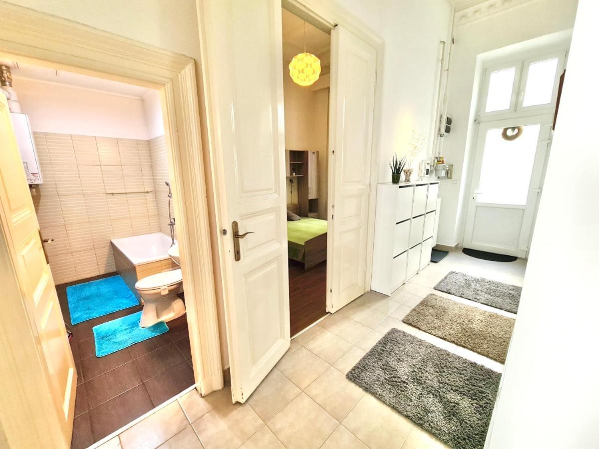 Ricky Apartment Budapest Eksteriør bilde